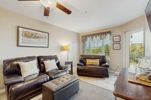 TV, offices - Beach resort condo with patio, central AC, WiFi, on-site pool, & beach access (Orange Beach)