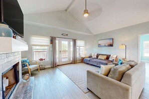 TV, offices - Dog friendly coastal home with beach access, pool, pickleball & golf nearby (Dauphin Island)