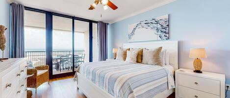 Tabla de planchar con plancha, wifi y ropa de cama