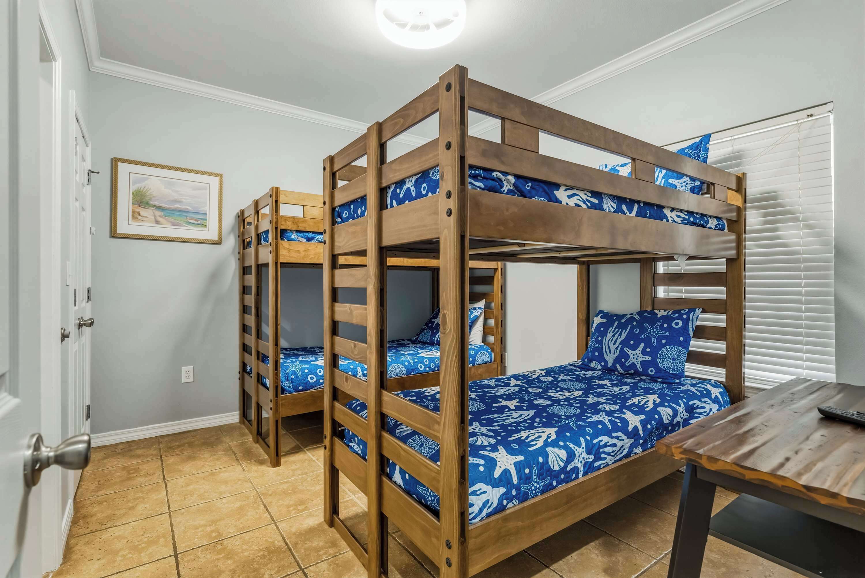 3 bedrooms, WiFi, bed sheets