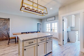 Dining - Dog-friendly home with water views & private heated pool (Dauphin Island)