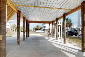 Property grounds - Coastal dog-friendly home with grill, balcony, & patio - short walk to the beach (Dauphin Island)