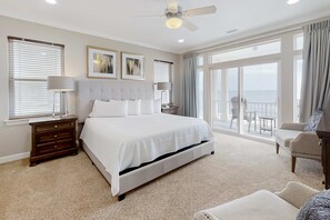 6 bedrooms, Internet, bed sheets - Large and Beautiful Beachfront Home with Private Pool, Central AC (Gulf Shores)