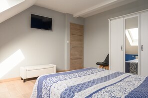 2 Schlafzimmer, Bügeleisen/B ügelbrett, WLAN, Bettwäsche
