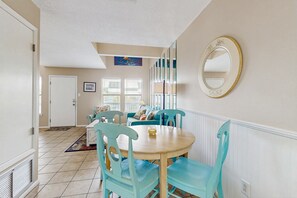 Dining - Lofty Condo in a Beachfront Complex w/ WiFi, AC, Balcony & Shared Outdoor Pool (Gulf Shores)