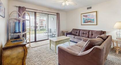 Beachfront Suite with Free WiFi, Elevator, Shared Pool, and Central AC
