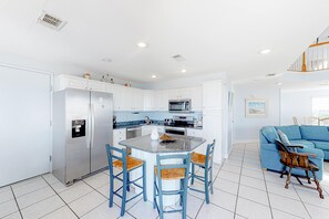 Interior - Beachfront home with gorgeous Gulf view, boardwalk, 3 decks & pool access (Orange Beach)