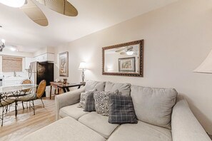 TV, DVD player - Snowbird-Friendly Condo with Private Balcony, Gas Grill, Jetted Tub, Shared Pool (Orange Beach)