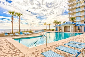 Pool - Snowbird-Friendly Gulf-Front Condo on 4th Floor wBalcony, Shared Pool, Hot Tub (Orange Beach)