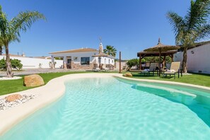 Pool - Country House Serrano – Private Villa with Heated Pool, Minigolf, Ping Pong, Basketball (Cártama)