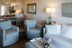 TV, offices - Coastal escape with 2 water-view balconies, 2 pools, tennis & beach access (Orange Beach)