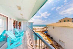 Terrace/patio - Oceanfront Condo w Shared Pool, Ocean View, High-Speed WiFi, and Central AC (Orange Beach)