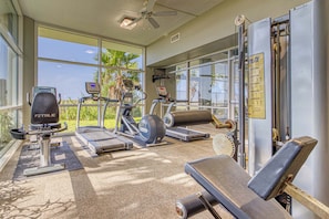 Fitness facility - Beachfront vacation home with spacious balconies, beach access, pools & hot tub (Orange Beach)