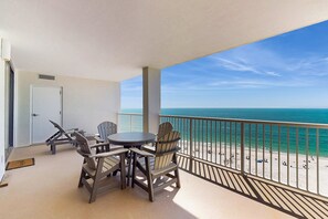 Property grounds - Gulf front condo w/ a private, furnished balcony, shared pools, hot tub, gym (Orange Beach)
