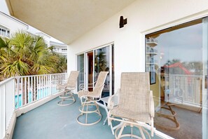 Property grounds - Waterfront condo with expansive corner balcony, grill area, & multiple shared pools (Orange Beach)