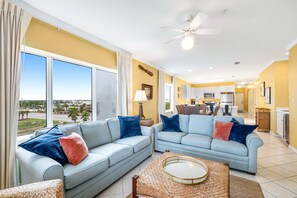 TV, DVD player - Beachfront condo with Gulf front shared pool, private balcony, and grilling area (Orange Beach)