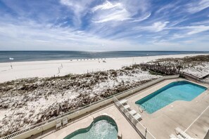 On the beach - Updated, Gulf front condo with beautiful views, shared pool, sauna, and hot tub (Orange Beach)