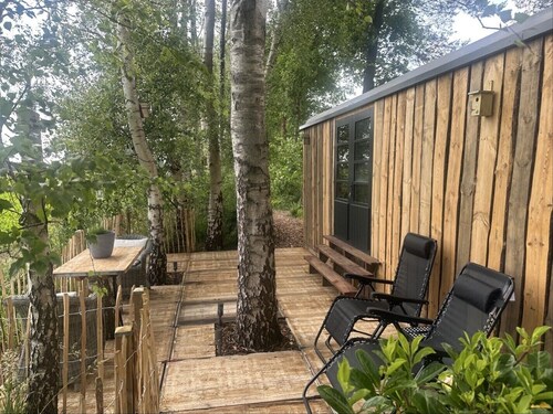 Luxury Pipowagen, cottage in a private forest