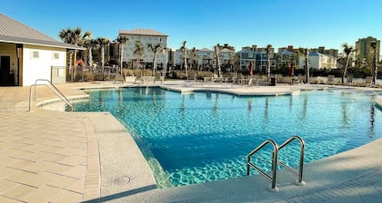 Modern beach house with porches, private washer and dryer- walk to the beach
