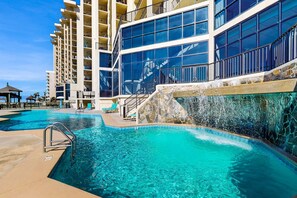 Pool - Phoenix II condo with Gulf views, shared pool, hot tub, sauna, tennis, & WiFi (Orange Beach)