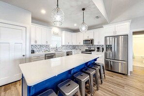 Fridge, microwave, oven, stovetop - 2 dog-friendly beach houses right on the sand w/private heated pool & elevator (Dauphin Island)