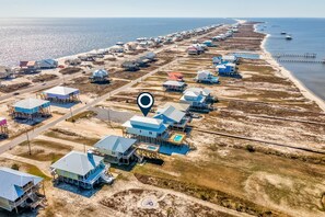 On the beach - Idyllic, dog-friendly Bay Front Island home with pool, Gulf view & large decks (Dauphin Island)