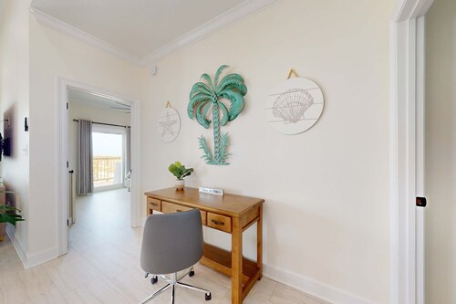Dog friendly home with private heated pool and grill