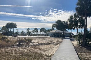 Terrace/patio - Easy beach access, dog-friendly island home with private hot tub & shared pool (Dauphin Island)