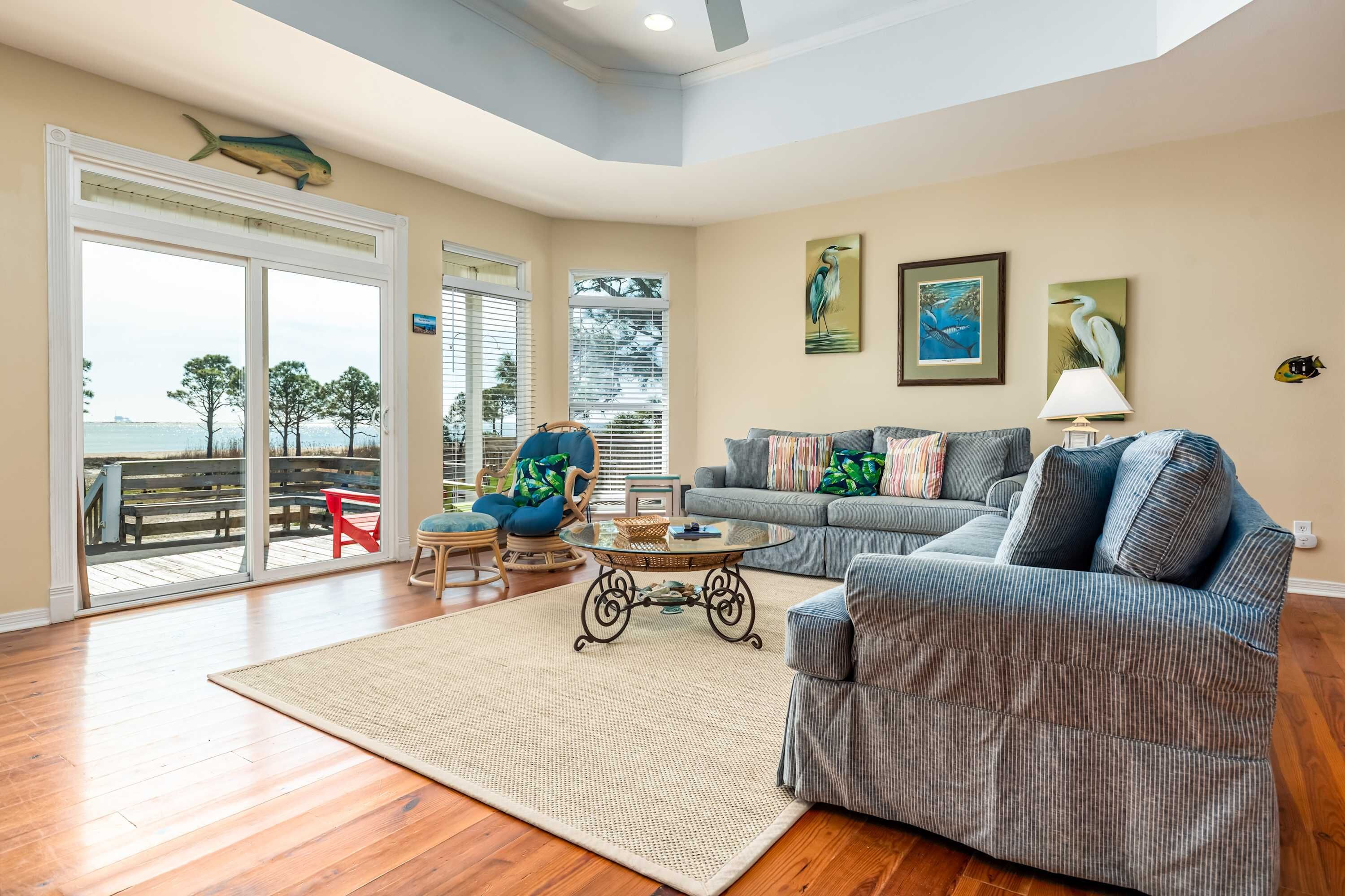 TV, fireplace, DVD player