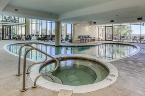 Pool - Lovely Gulf front condo w/shared sauna, hot tub, indoor pool, & stunning views (Dauphin Island)