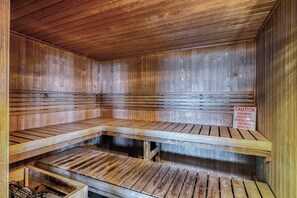 Sauna - Lovely Gulf front condo w/shared sauna, hot tub, indoor pool, & stunning views (Dauphin Island)