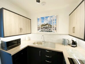 Diskmaskin och grytor/köksredskap