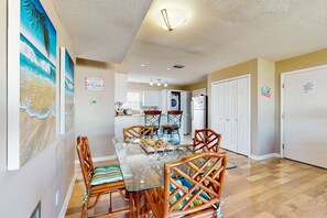 Dining - Family-friendly, beachfront getaway with a stainless kitchen & shared pool (Dauphin Island)