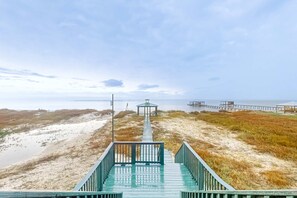 Property grounds - Bayfront home with wraparound deck & great water views - dog-friendly (Dauphin Island)
