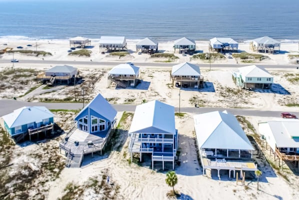 Exterior - Bay Front Home with - Gulf Views, WiFi, & Washer/Dryer - Two Dogs Welcome (Dauphin Island)