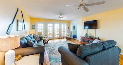Dog-friendly, water view beach house with a full kitchen, furnished deck, private