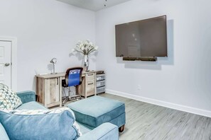 TV, DVD player