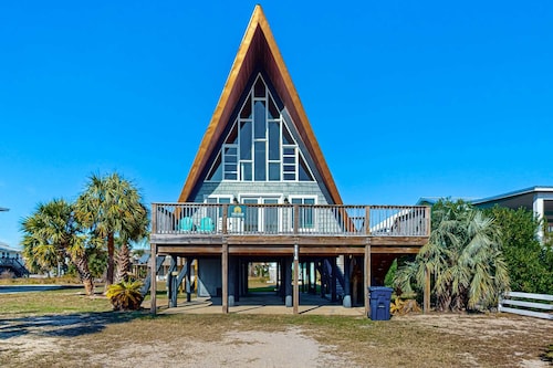 Unique beachside A-frame with porches, fantastic views & ocean access