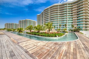 Pool - Beachview condo with lazy river, marina, multiple pools and internet (Orange Beach)