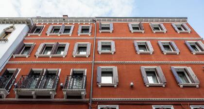 Piccola Venezia Room