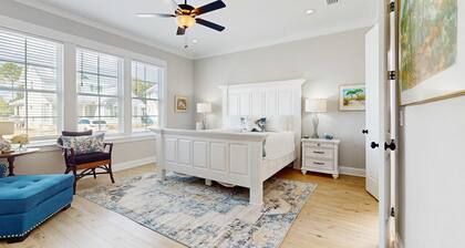 Gorgeous coastal home with plenty of space and easy beach access