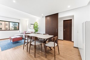 Interior - GuestReady - Modern comfort near Boavista (Porto)