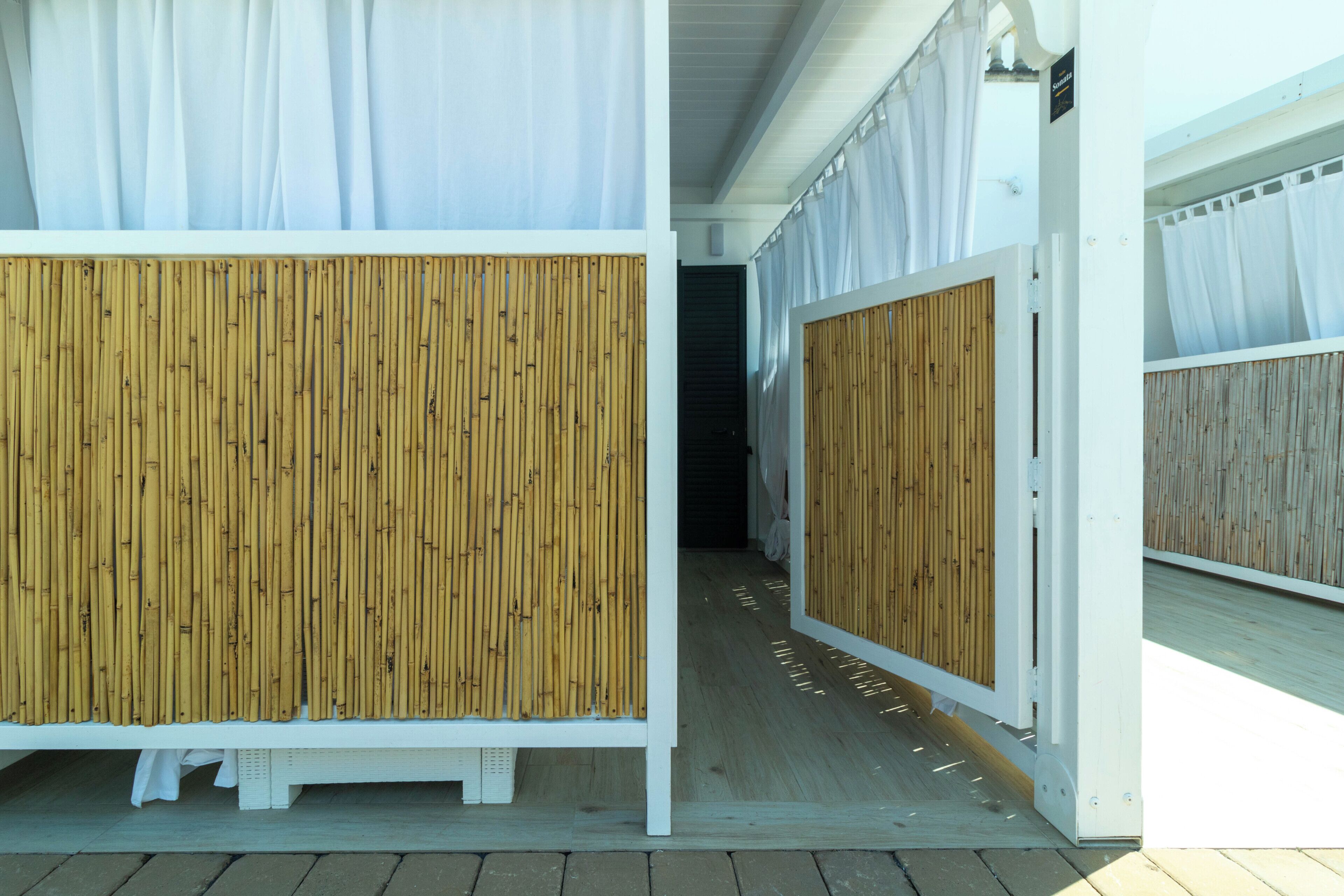 Comfort Suite, Pool View | Terrace/patio