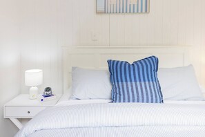 4 Schlafzimmer, Bügeleisen/Bügelbrett, Reisekinderbett, WLAN