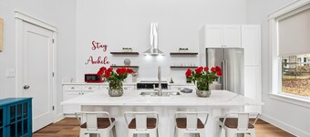 Serenity Cottage of Potomac