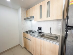 Private kitchen - 3BR Near Marbella Beach w/ Ocean View (Cartagena de Indias)