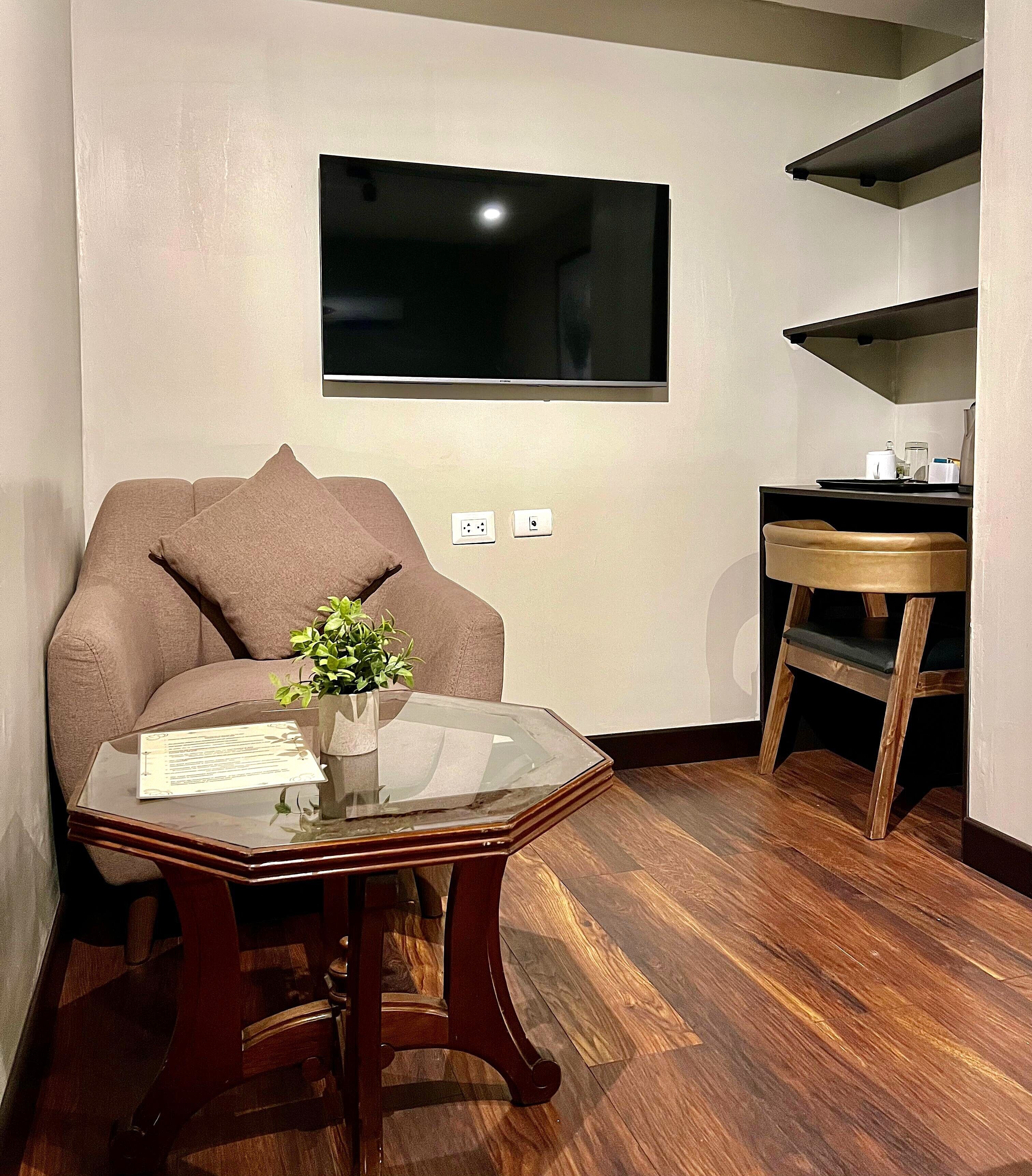 Economy Single Room | Living area