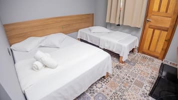 Setrika/meja setrika dan Wi-Fi gratis