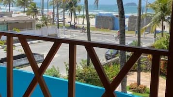 Tempat makan outdoor