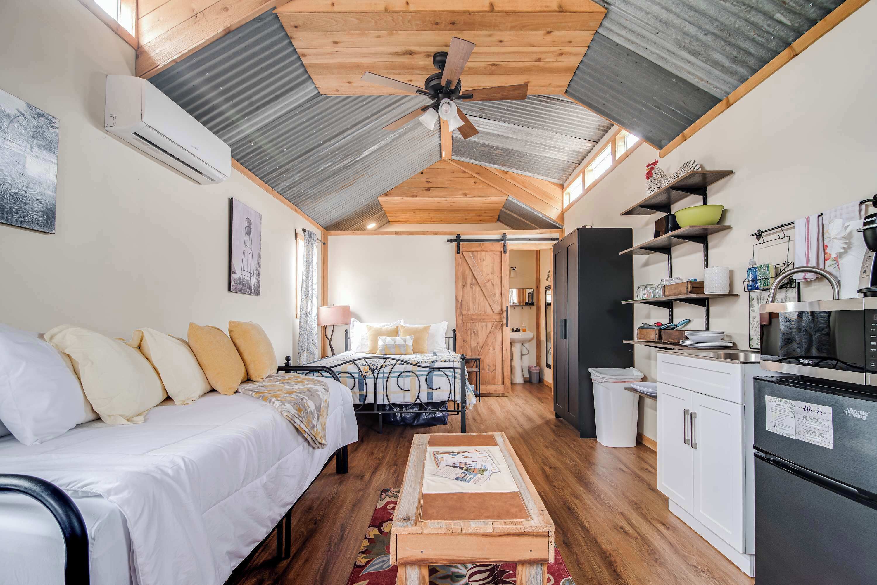 1 bedroom, iron/ironing board, travel cot, WiFi